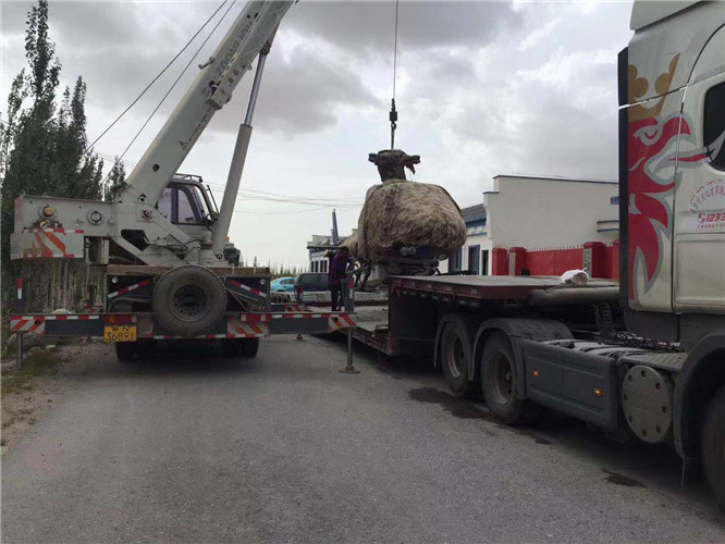 崇礼区狭窄场地（如小区、车间）适合用哪种吊车？