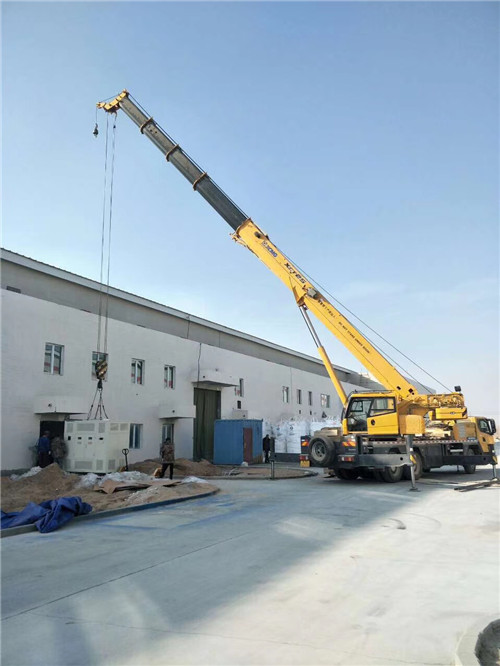崇礼区“超载就喊停”—— 吊车的 “重量保镖” 技术